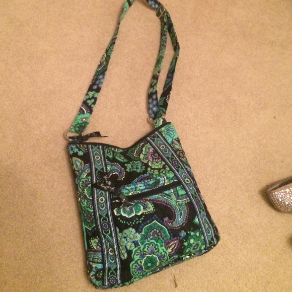Gently used Vera Bradley cross body purse