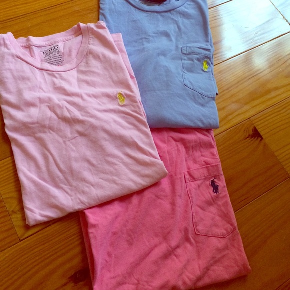3 medium polo tshirts