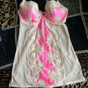 Victoria secret very sexy LINGERIE🌹