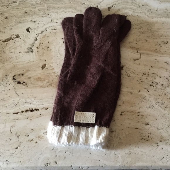 Coach Fall Set w/ gloves, scarf, and beanie - Picture 2 of 4