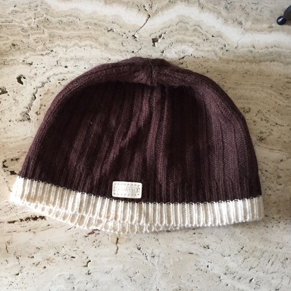 Coach Fall Set w/ gloves, scarf, and beanie - Picture 3 of 4