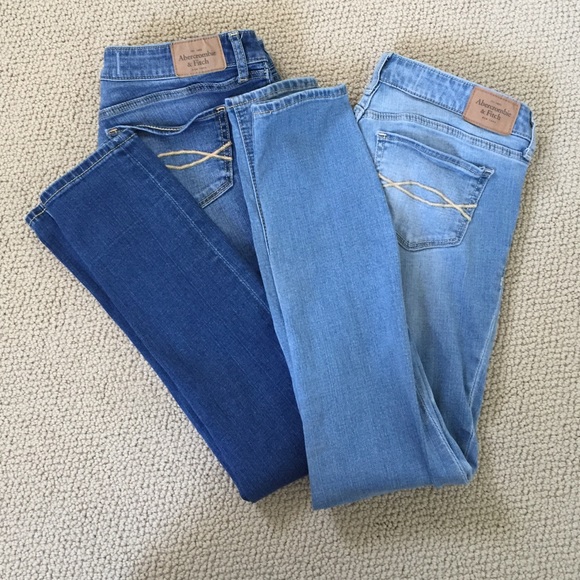 Set of 2 Abercrombie & Fitch size 0S jeans