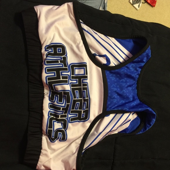 REVERSIBLE practice wear set - Picture 2 of 4