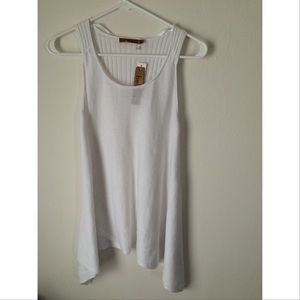 Belldini white sleeveless sweater