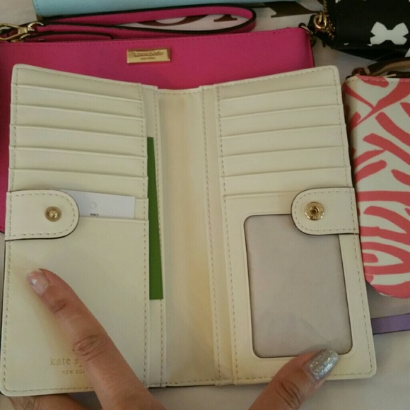 Kate Spade Wallet - Picture 2 of 2