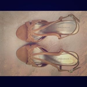 Great condition shoes. Worn only twice.