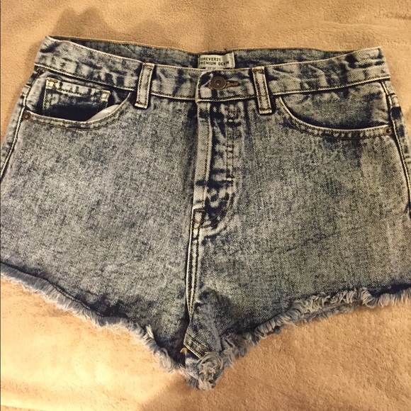 Forever 21 acid wash jean shorts