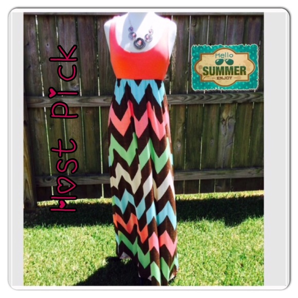 Chevron Maxi Dress Small - Picture 2 of 3