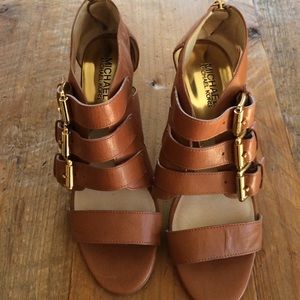 Michael Kors tan and gold buckled sandal