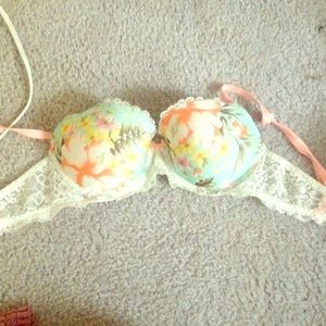 MUST GO 🌹 Padded VS bra