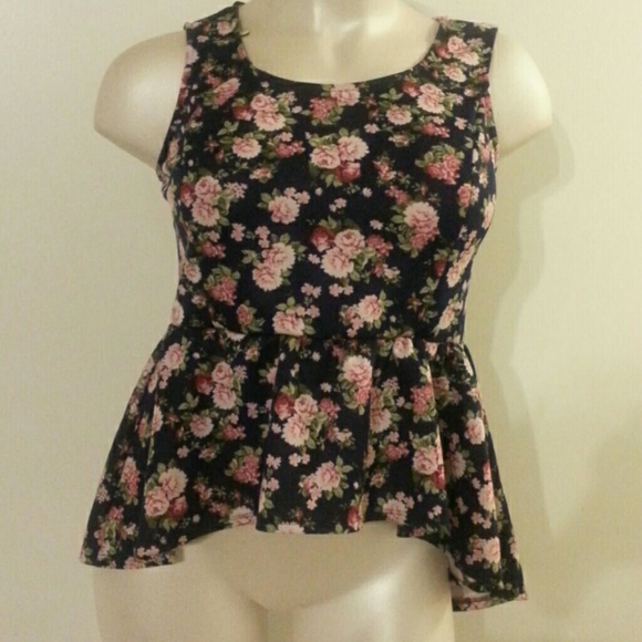 Hi-lo peplum navy floral tank