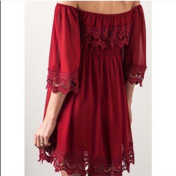 💠💠The AYANA Off Shoulder Lace Dress -MINT - Picture 2 of 3