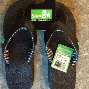 Sanuk yoga mat flip flops