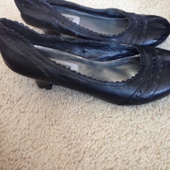 Shot heels - Picture 1 of 3