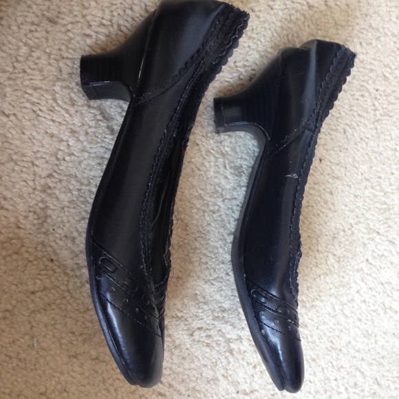 Shot heels - Picture 3 of 3