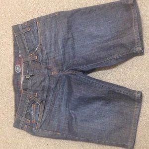 Bermuda jean shorts size 8