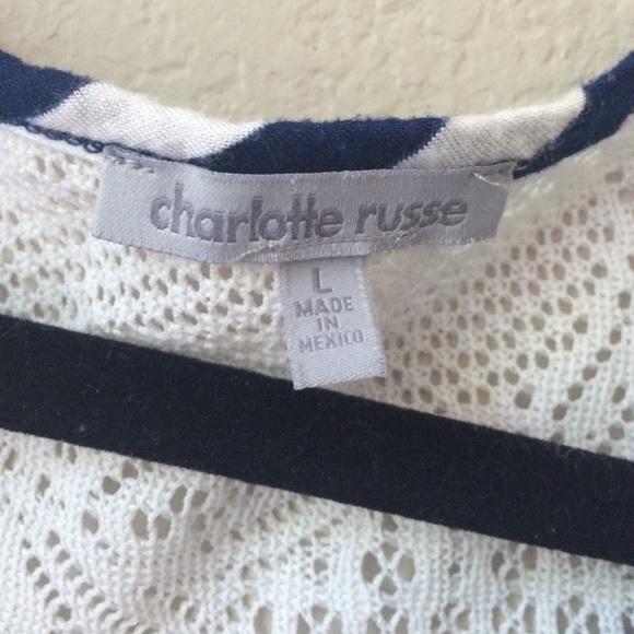 Pocket tee with lace back - Picture 3 of 3