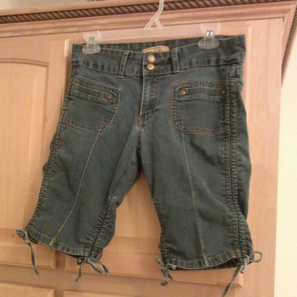 Girls jean shorts by Drama Gold