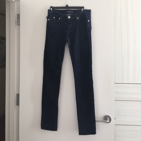 Rock & Republic straight leg jeans