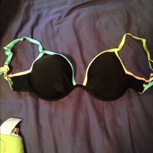 SOLD VS 34dd bathing suit top
