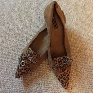 Animal print pump. Size 10
