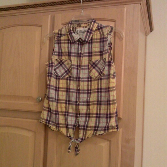 Mudd multi color plaid button dwn top