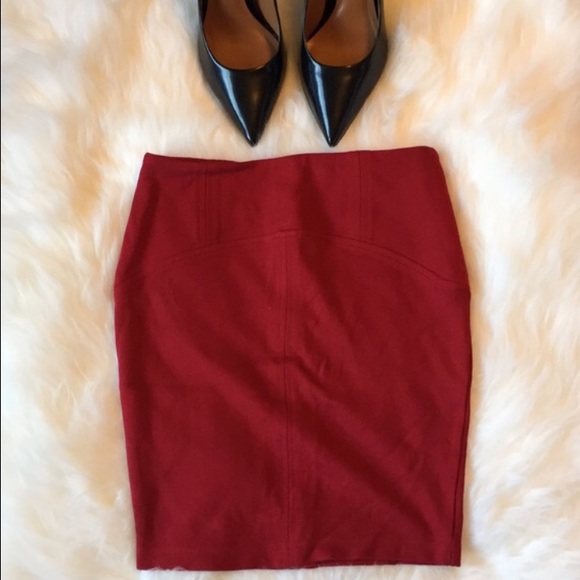 Red Skirt - Picture 4 of 4