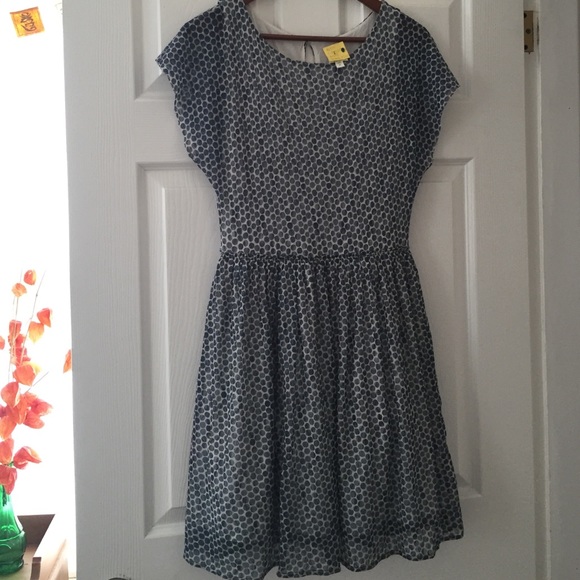 ❌❌SOLD❌❌Anthropologie Frothed Dots dress - Picture 1 of 4