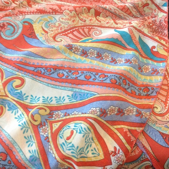 Dress - Picture 4 of 4