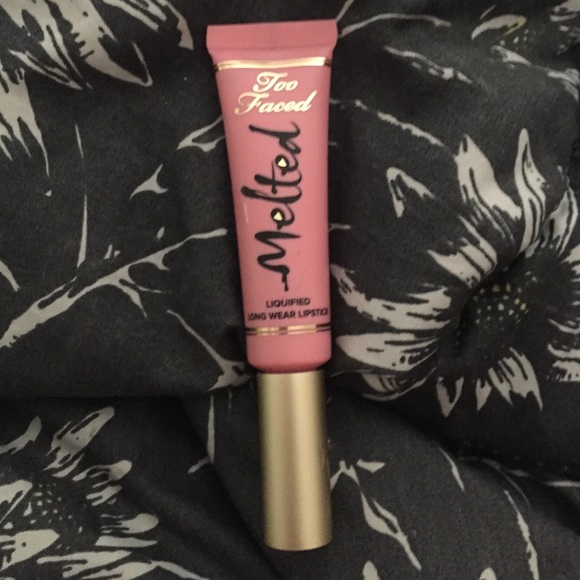 Melted Lipstick in Melted Peony