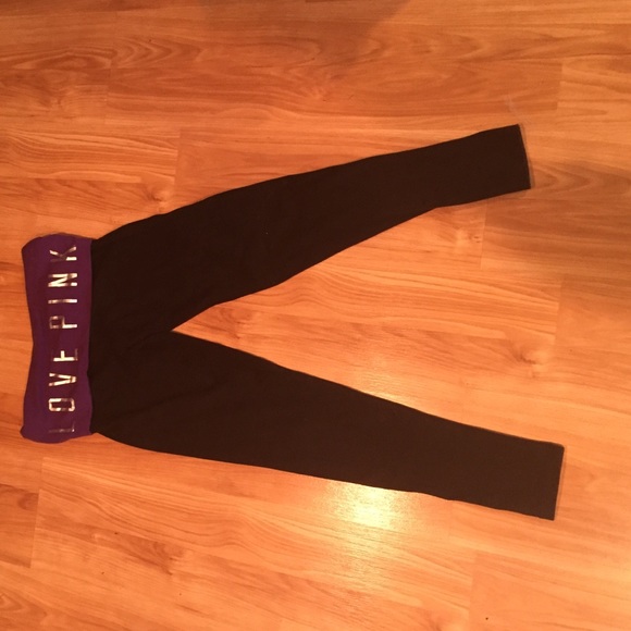 Pink yoga leggings