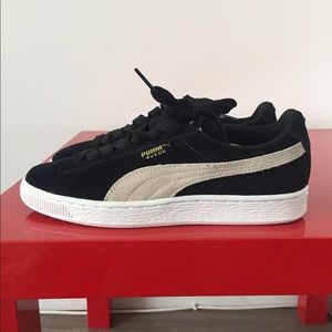 Puma suedes