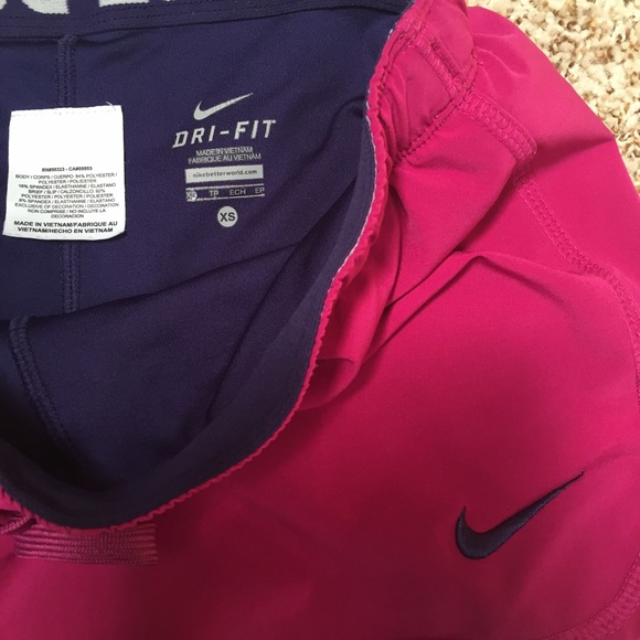 Nike Dri Fit Shorts - Picture 2 of 4