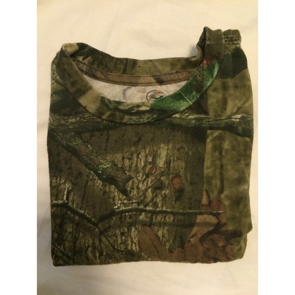 RealTree Camo YOUTH Tshirt