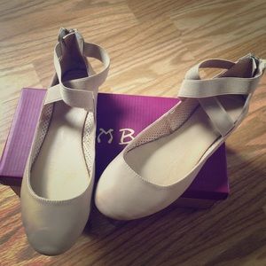 Sand ankle wrap ballerina flats!