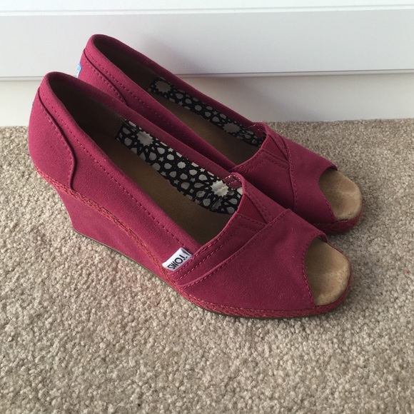 Toms Wedge's