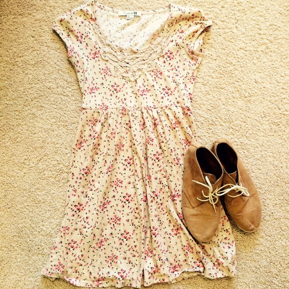 Floral Pink & Tan Dress