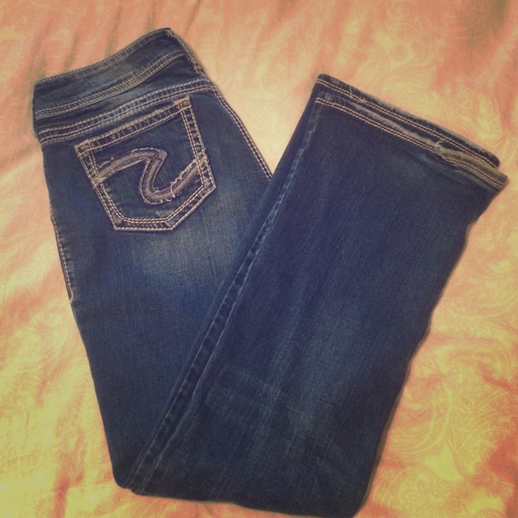 Silver Jeans size 29/34! Great Condition!