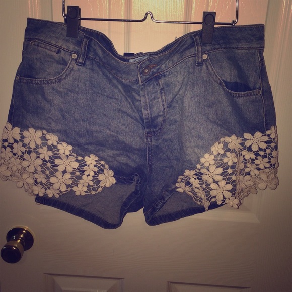 ASOS CURVE Denim Shorts with Floral Lace Detail