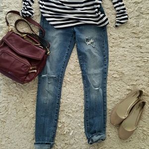 Distressed MATERNITY jeans!