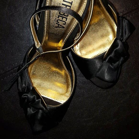Kenneth Cole shoes