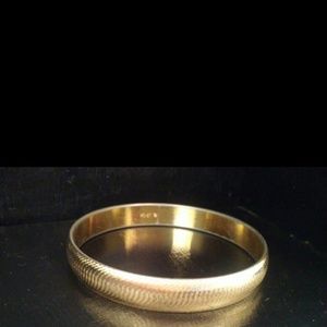 Vintage MONET signed gold tone textured bracelet