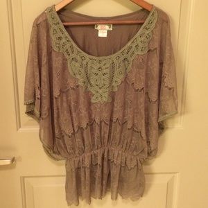 FLOWY OLIVE GREEN TOP