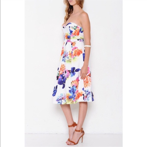 The AZALEA floral strapless dress - WHITE - Picture 2 of 4