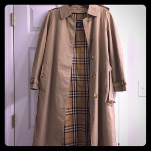 Vintage Khaki M Burberry Trench X-Long