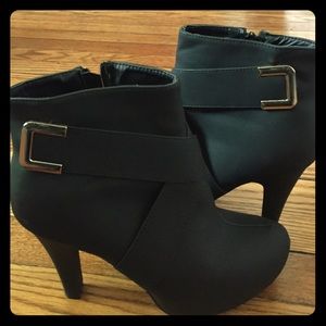 Black Booties