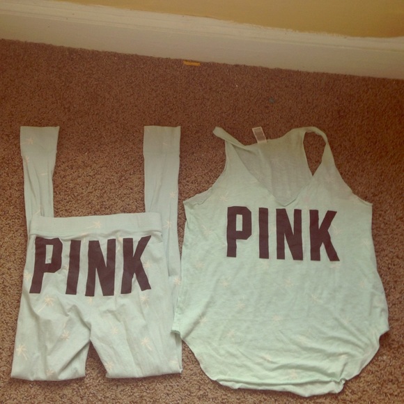 Vs pink bundle ??VERY RARE??