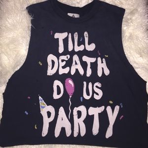 Unif graphic crop tee