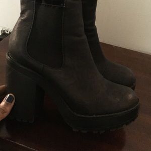 Chunky grunge platform boots