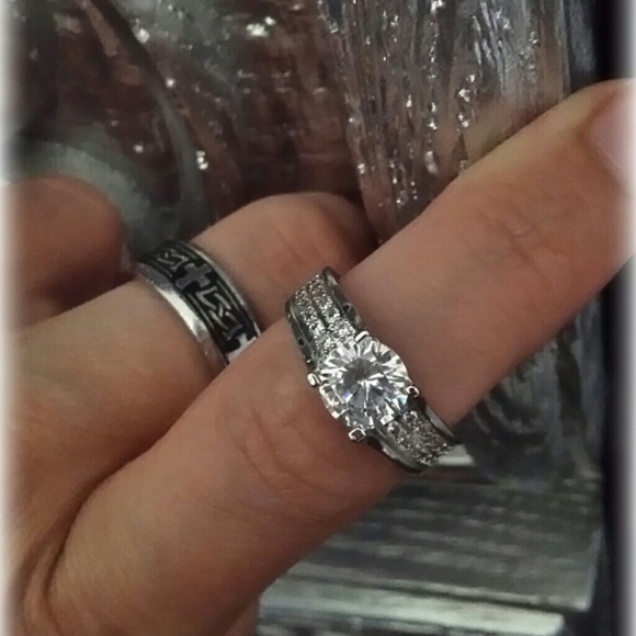 Beautiful Sterling Silver Ring